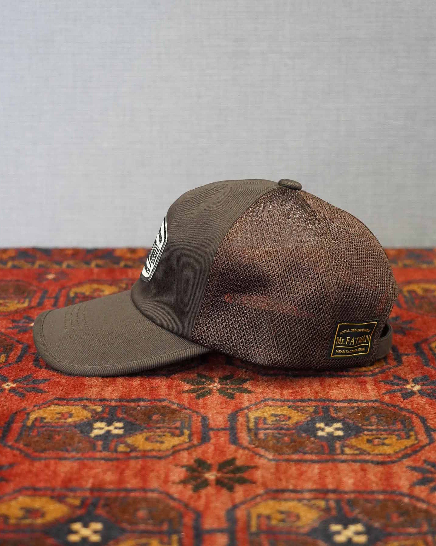 3COLOR】Wappen trucker mesh cap 5262003 | Classic clothing